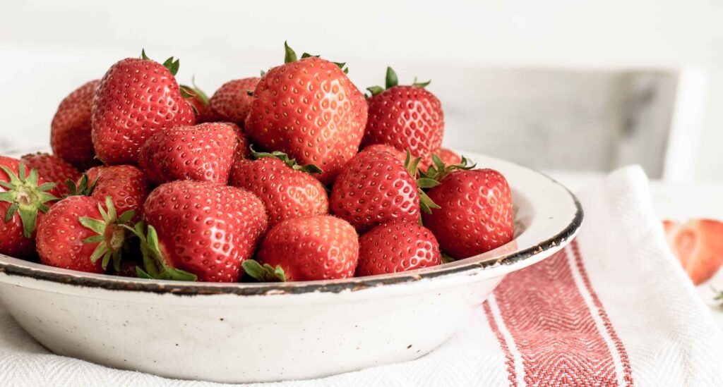 skin benefits of strawberry oil